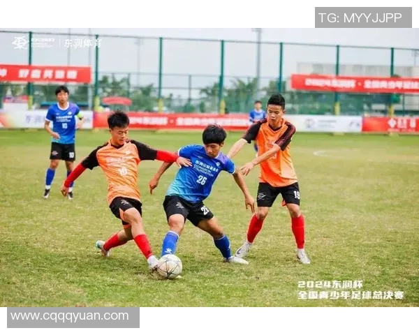 足球英杰资源助力青少年成长与职业发展新机遇